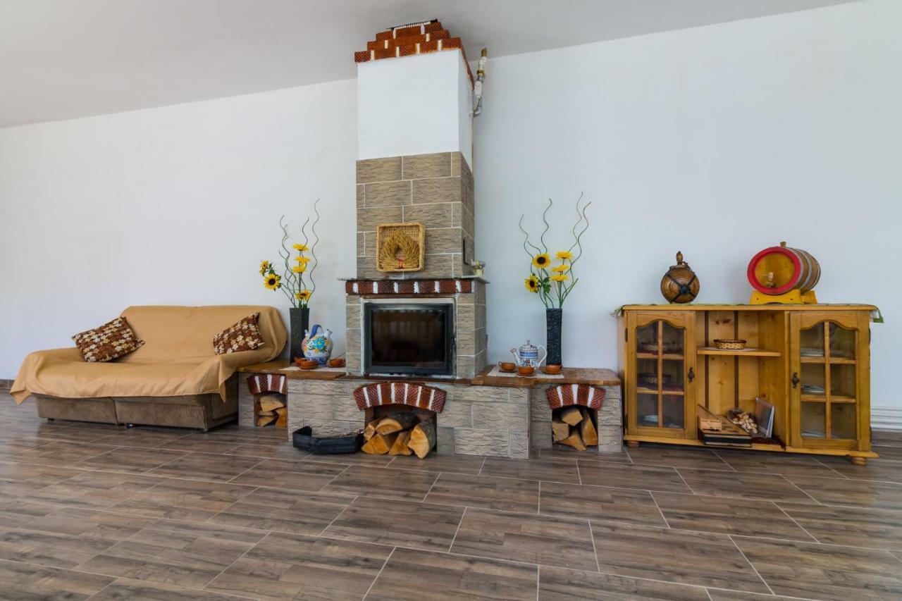 Casa De Vacanta Marya バイア・デ・フィエル エクステリア 写真